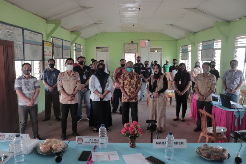 Sosialisasi Tahapan Pilgub Sulut Tahun 2020 Berbasis Komunitas di Kecamatan Dumoga Tenggara